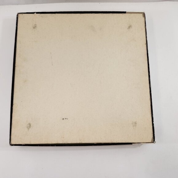 Stay Alive Board Game Milton Bradley Canada Bilingual Version COMPLETE Vtg - Picture 14 of 14